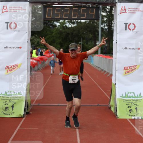 14.06.2026 - 7 Türme Triathlon Andreas Tolksdorf http://msf.ph/oto/9807957 14.06.2026 16:26:53 Ziel 695, 1022, 1254, 1396 meine-sportfotos.de