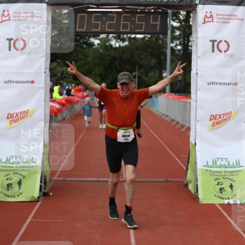14.06.2026 - 7 Türme Triathlon Andreas Tolksdorf http://msf.ph/oto/9807958 14.06.2026 16:26:53 Ziel 695, 1022, 1254, 1396 meine-sportfotos.de
