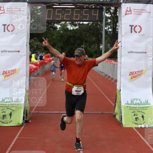14.06.2026 - 7 Türme Triathlon Andreas Tolksdorf http://msf.ph/oto/9807961 14.06.2026 16:26:53 Ziel 695, 1022, 1254, 1396 meine-sportfotos.de