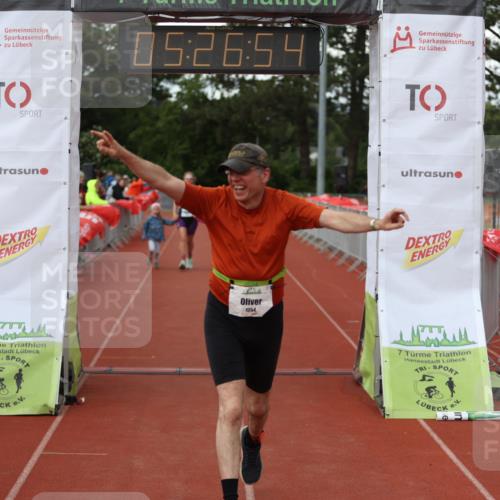 14.06.2026 - 7 Türme Triathlon Andreas Tolksdorf http://msf.ph/oto/9807966 14.06.2026 16:26:53 Ziel 695, 1022, 1254, 1396 meine-sportfotos.de
