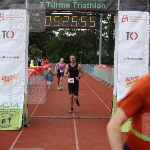14.06.2026 - 7 Türme Triathlon Andreas Tolksdorf http://msf.ph/oto/9807972 14.06.2026 16:26:54 Ziel 1022, 1254, 1396 meine-sportfotos.de