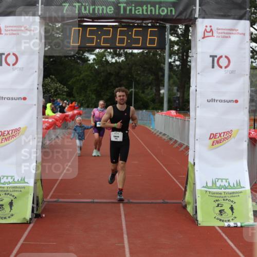 14.06.2026 - 7 Türme Triathlon Andreas Tolksdorf http://msf.ph/oto/9807977 14.06.2026 16:26:54 Ziel 1022, 1254, 1396 meine-sportfotos.de