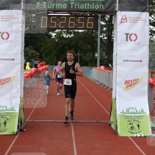 14.06.2026 - 7 Türme Triathlon Andreas Tolksdorf http://msf.ph/oto/9807981 14.06.2026 16:26:55 Ziel 1022, 1254, 1396 meine-sportfotos.de