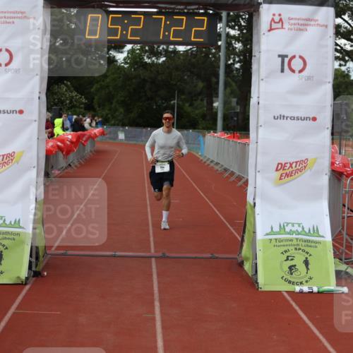 14.06.2026 - 7 Türme Triathlon Andreas Tolksdorf http://msf.ph/oto/9808036 14.06.2026 16:27:21 Ziel 1225 meine-sportfotos.de