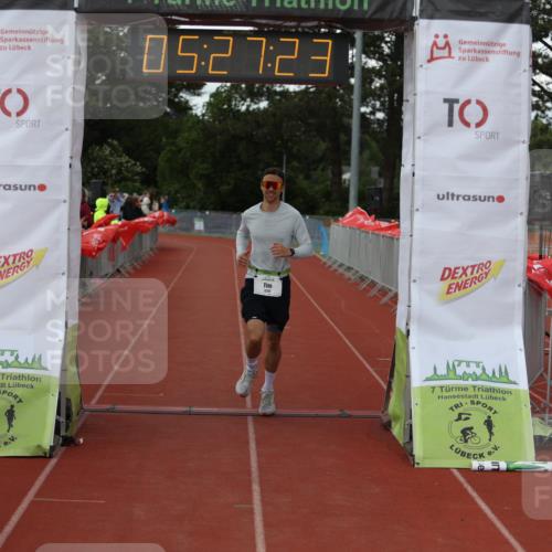 14.06.2026 - 7 Türme Triathlon Andreas Tolksdorf http://msf.ph/oto/9808039 14.06.2026 16:27:21 Ziel 1225 meine-sportfotos.de