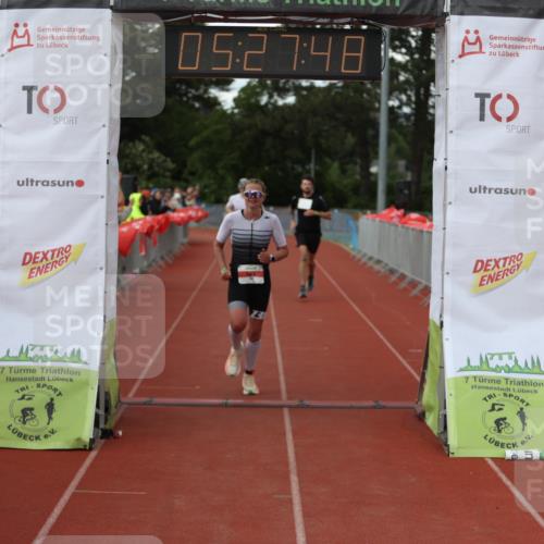 14.06.2026 - 7 Türme Triathlon Andreas Tolksdorf http://msf.ph/oto/9808060 14.06.2026 16:27:47 Ziel 670, 739, 1250 meine-sportfotos.de