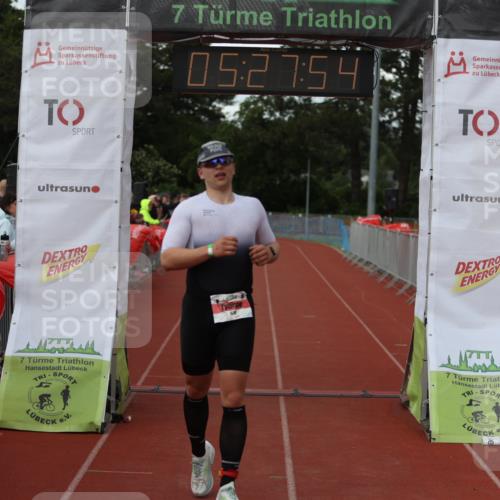 14.06.2026 - 7 Türme Triathlon Andreas Tolksdorf http://msf.ph/oto/9808080 14.06.2026 16:27:53 Ziel 670, 739, 1250 meine-sportfotos.de
