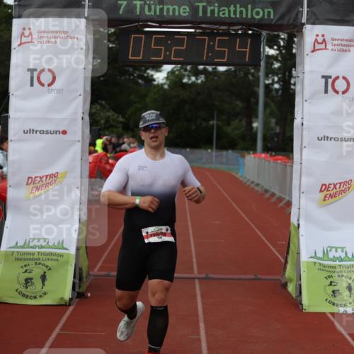 14.06.2026 - 7 Türme Triathlon Andreas Tolksdorf http://msf.ph/oto/9808082 14.06.2026 16:27:53 Ziel 670, 739, 1250 meine-sportfotos.de