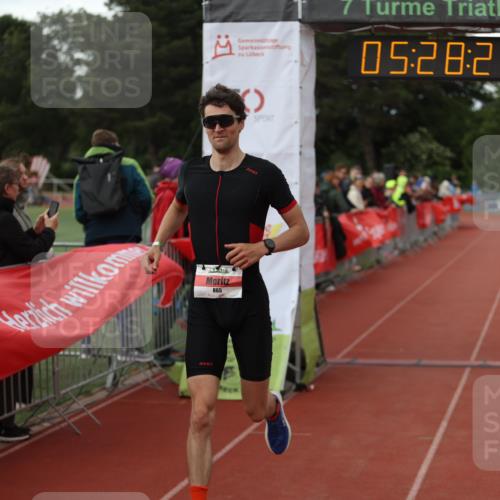 14.06.2026 - 7 Türme Triathlon Andreas Tolksdorf http://msf.ph/oto/9808092 14.06.2026 16:28:26 Ziel 865 meine-sportfotos.de