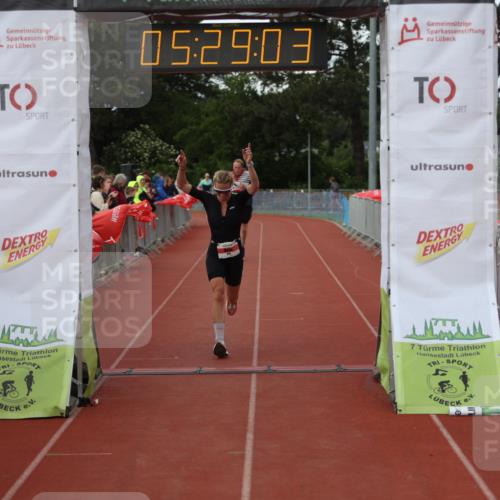 14.06.2026 - 7 Türme Triathlon Andreas Tolksdorf http://msf.ph/oto/9808110 14.06.2026 16:29:03 Ziel 645, 1458 meine-sportfotos.de