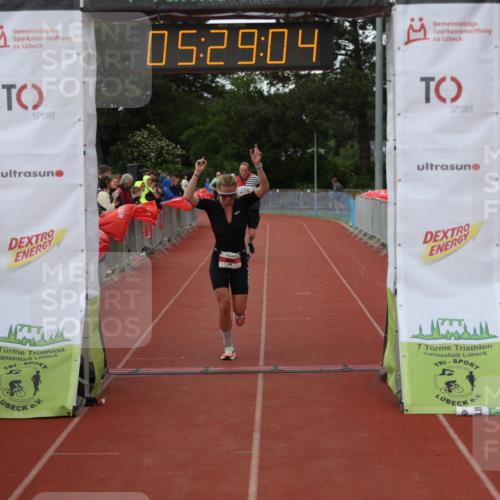 14.06.2026 - 7 Türme Triathlon Andreas Tolksdorf http://msf.ph/oto/9808111 14.06.2026 16:29:03 Ziel 645, 1458 meine-sportfotos.de