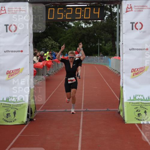 14.06.2026 - 7 Türme Triathlon Andreas Tolksdorf http://msf.ph/oto/9808115 14.06.2026 16:29:03 Ziel 645, 1458 meine-sportfotos.de