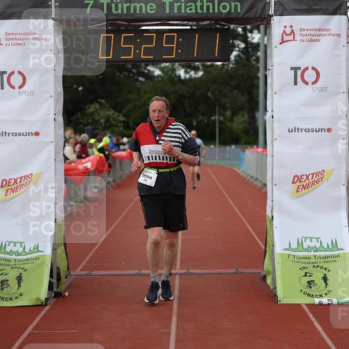 14.06.2026 - 7 Türme Triathlon Andreas Tolksdorf http://msf.ph/oto/9808130 14.06.2026 16:29:10 Ziel 645, 1155, 1281, 1458 meine-sportfotos.de