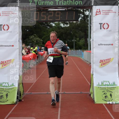 14.06.2026 - 7 Türme Triathlon Andreas Tolksdorf http://msf.ph/oto/9808131 14.06.2026 16:29:10 Ziel 645, 1155, 1281, 1458 meine-sportfotos.de