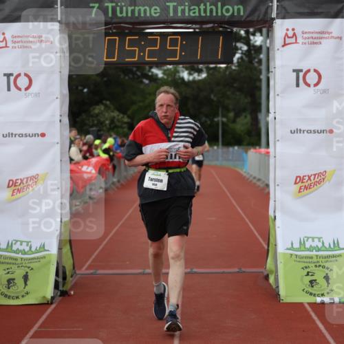 14.06.2026 - 7 Türme Triathlon Andreas Tolksdorf http://msf.ph/oto/9808136 14.06.2026 16:29:10 Ziel 645, 1155, 1281, 1458 meine-sportfotos.de