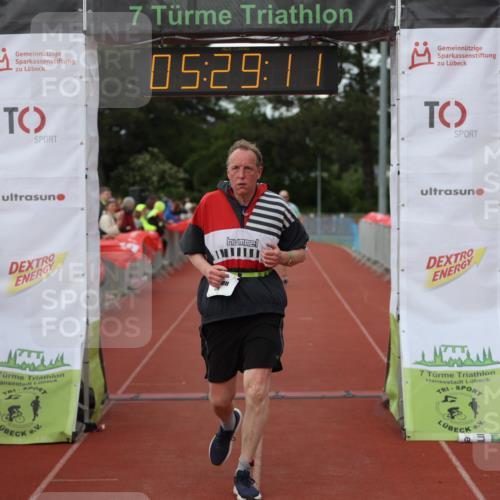 14.06.2026 - 7 Türme Triathlon Andreas Tolksdorf http://msf.ph/oto/9808139 14.06.2026 16:29:10 Ziel 645, 1155, 1281, 1458 meine-sportfotos.de