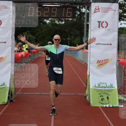 14.06.2026 - 7 Türme Triathlon Andreas Tolksdorf http://msf.ph/oto/9808155 14.06.2026 16:29:15 Ziel 1155, 1281, 1458 meine-sportfotos.de