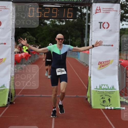 14.06.2026 - 7 Türme Triathlon Andreas Tolksdorf http://msf.ph/oto/9808156 14.06.2026 16:29:15 Ziel 1155, 1281, 1458 meine-sportfotos.de