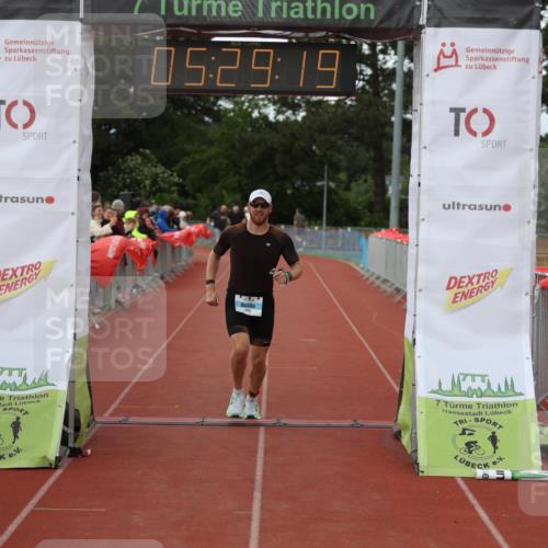 14.06.2026 - 7 Türme Triathlon Andreas Tolksdorf http://msf.ph/oto/9808166 14.06.2026 16:29:18 Ziel 1155, 1281 meine-sportfotos.de
