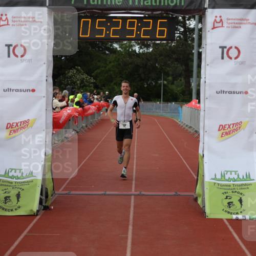 14.06.2026 - 7 Türme Triathlon Andreas Tolksdorf http://msf.ph/oto/9808182 14.06.2026 16:29:26 Ziel 1155, 1419 meine-sportfotos.de