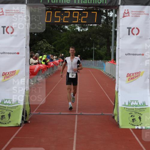 14.06.2026 - 7 Türme Triathlon Andreas Tolksdorf http://msf.ph/oto/9808189 14.06.2026 16:29:26 Ziel 1155, 1419 meine-sportfotos.de