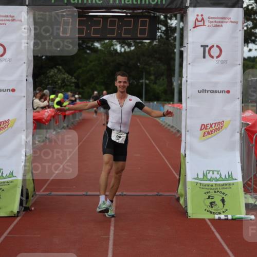 14.06.2026 - 7 Türme Triathlon Andreas Tolksdorf http://msf.ph/oto/9808198 14.06.2026 16:29:27 Ziel 1419 meine-sportfotos.de