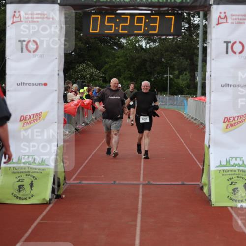 14.06.2026 - 7 Türme Triathlon Andreas Tolksdorf http://msf.ph/oto/9808221 14.06.2026 16:29:36 Ziel 714, 1195, 1233 meine-sportfotos.de