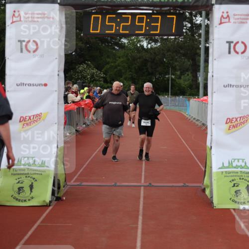 14.06.2026 - 7 Türme Triathlon Andreas Tolksdorf http://msf.ph/oto/9808223 14.06.2026 16:29:36 Ziel 714, 1195, 1233 meine-sportfotos.de