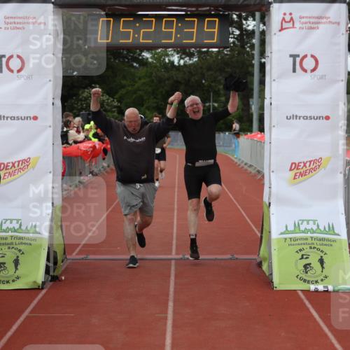 14.06.2026 - 7 Türme Triathlon Andreas Tolksdorf http://msf.ph/oto/9808240 14.06.2026 16:29:38 Ziel 714, 1195, 1233 meine-sportfotos.de