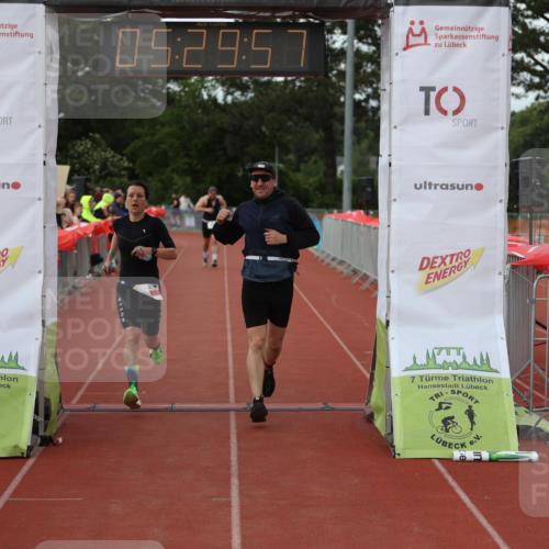 14.06.2026 - 7 Türme Triathlon Andreas Tolksdorf http://msf.ph/oto/9808263 14.06.2026 16:29:56 Ziel 698, 1329, 1485 meine-sportfotos.de
