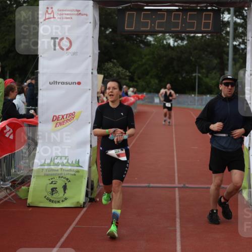14.06.2026 - 7 Türme Triathlon Andreas Tolksdorf http://msf.ph/oto/9808270 14.06.2026 16:29:57 Ziel 698, 1329, 1485 meine-sportfotos.de