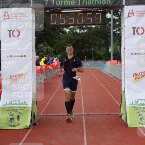 14.06.2026 - 7 Türme Triathlon Andreas Tolksdorf http://msf.ph/oto/9808371 14.06.2026 16:30:58 Ziel 857 meine-sportfotos.de