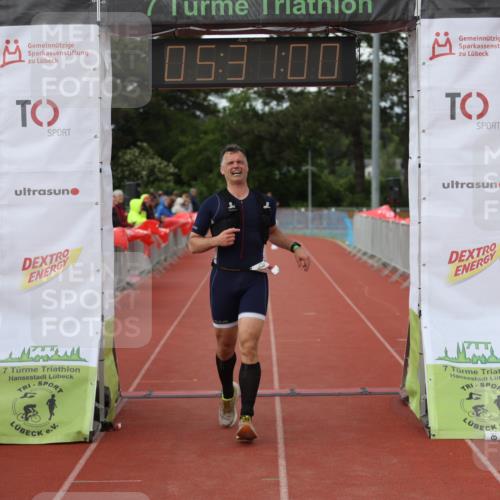 14.06.2026 - 7 Türme Triathlon Andreas Tolksdorf http://msf.ph/oto/9808375 14.06.2026 16:30:58 Ziel 857 meine-sportfotos.de
