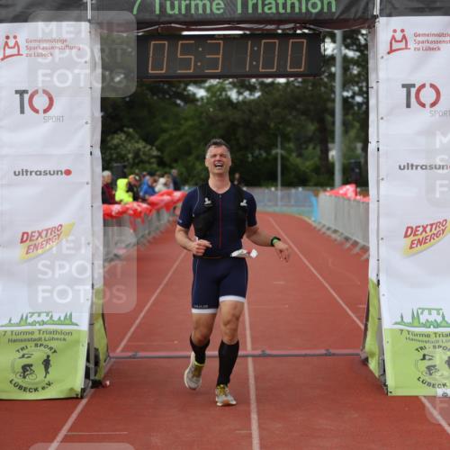 14.06.2026 - 7 Türme Triathlon Andreas Tolksdorf http://msf.ph/oto/9808377 14.06.2026 16:30:58 Ziel 857 meine-sportfotos.de
