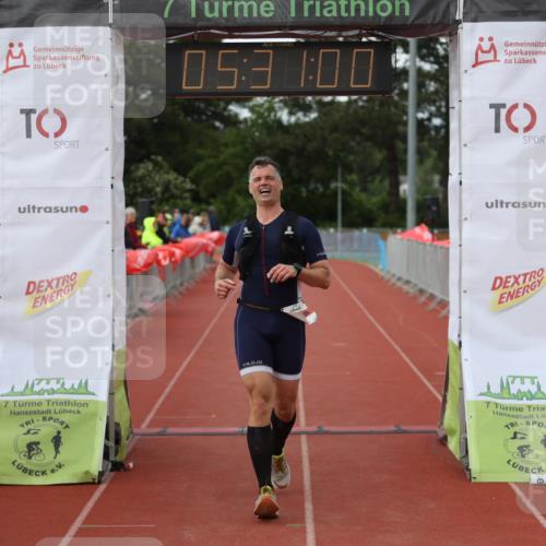14.06.2026 - 7 Türme Triathlon Andreas Tolksdorf http://msf.ph/oto/9808380 14.06.2026 16:30:58 Ziel 857 meine-sportfotos.de