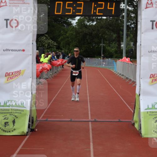 14.06.2026 - 7 Türme Triathlon Andreas Tolksdorf http://msf.ph/oto/9808417 14.06.2026 16:31:23 Ziel 856 meine-sportfotos.de