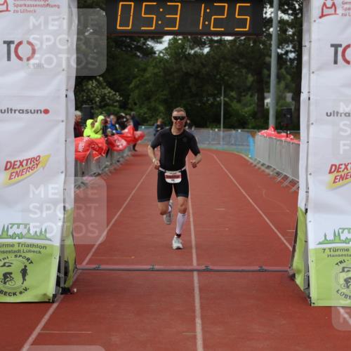 14.06.2026 - 7 Türme Triathlon Andreas Tolksdorf http://msf.ph/oto/9808422 14.06.2026 16:31:23 Ziel 856 meine-sportfotos.de