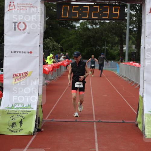 14.06.2026 - 7 Türme Triathlon Andreas Tolksdorf http://msf.ph/oto/9808526 14.06.2026 16:32:37 Ziel 886, 1260 meine-sportfotos.de