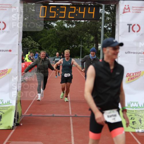 14.06.2026 - 7 Türme Triathlon Andreas Tolksdorf http://msf.ph/oto/9808533 14.06.2026 16:32:42 Ziel 886, 1260 meine-sportfotos.de