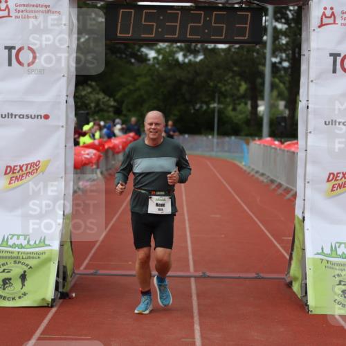 14.06.2026 - 7 Türme Triathlon Andreas Tolksdorf http://msf.ph/oto/9808566 14.06.2026 16:32:51 Ziel 886, 1325 meine-sportfotos.de