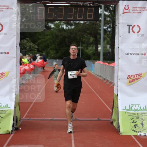 14.06.2026 - 7 Türme Triathlon Andreas Tolksdorf http://msf.ph/oto/9808606 14.06.2026 16:33:06 Ziel 733, 870, 1230 meine-sportfotos.de