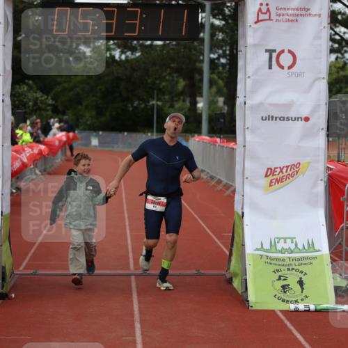 14.06.2026 - 7 Türme Triathlon Andreas Tolksdorf http://msf.ph/oto/9808621 14.06.2026 16:33:10 Ziel 733, 870, 1230 meine-sportfotos.de