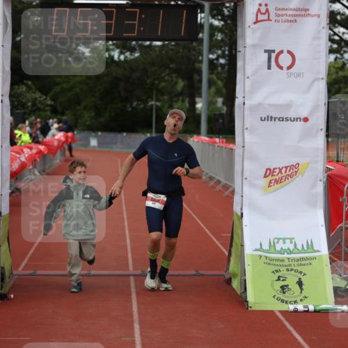 14.06.2026 - 7 Türme Triathlon Andreas Tolksdorf http://msf.ph/oto/9808623 14.06.2026 16:33:10 Ziel 733, 870, 1230 meine-sportfotos.de