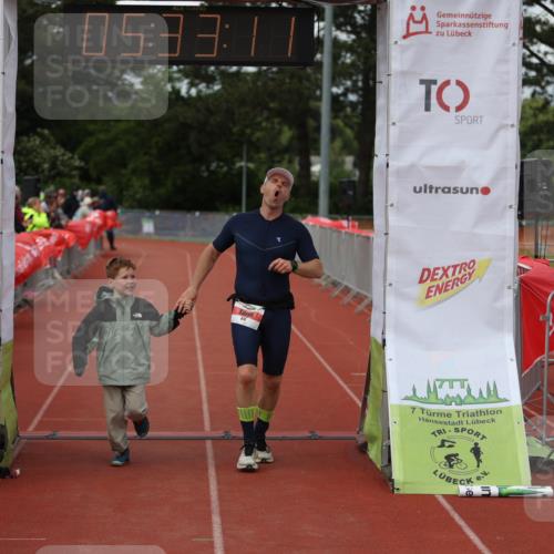 14.06.2026 - 7 Türme Triathlon Andreas Tolksdorf http://msf.ph/oto/9808624 14.06.2026 16:33:10 Ziel 733, 870, 1230 meine-sportfotos.de