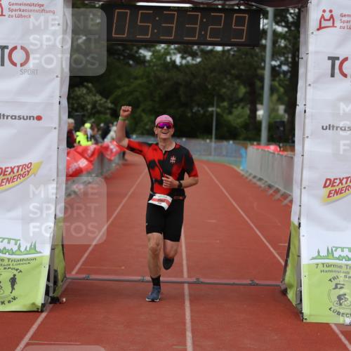 14.06.2026 - 7 Türme Triathlon Andreas Tolksdorf http://msf.ph/oto/9808641 14.06.2026 16:33:28 Ziel 608 meine-sportfotos.de