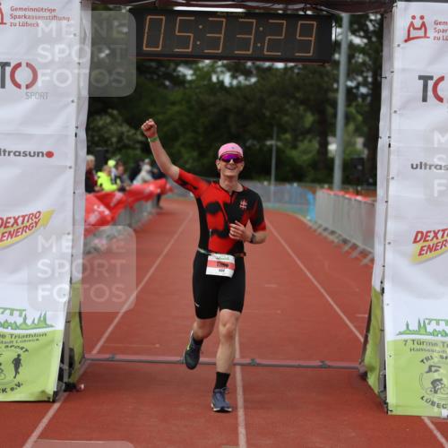 14.06.2026 - 7 Türme Triathlon Andreas Tolksdorf http://msf.ph/oto/9808644 14.06.2026 16:33:28 Ziel 608 meine-sportfotos.de