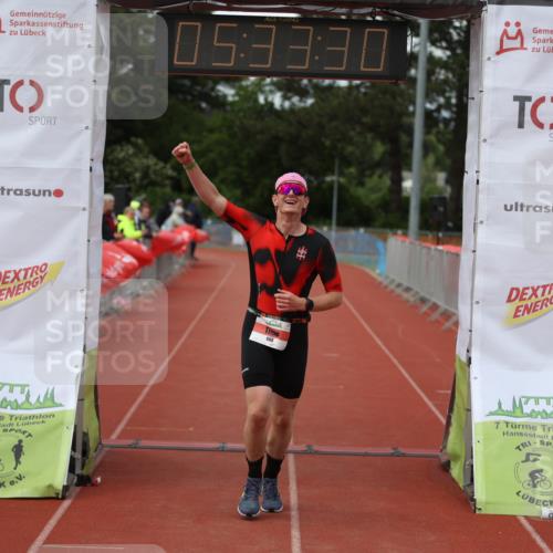 14.06.2026 - 7 Türme Triathlon Andreas Tolksdorf http://msf.ph/oto/9808646 14.06.2026 16:33:28 Ziel 608 meine-sportfotos.de