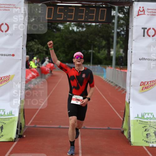 14.06.2026 - 7 Türme Triathlon Andreas Tolksdorf http://msf.ph/oto/9808648 14.06.2026 16:33:29 Ziel 608 meine-sportfotos.de