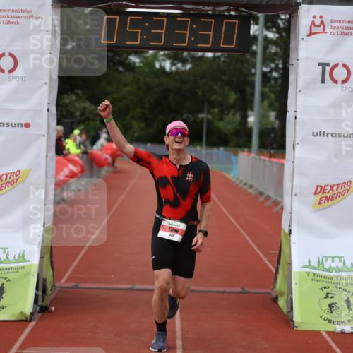 14.06.2026 - 7 Türme Triathlon Andreas Tolksdorf http://msf.ph/oto/9808649 14.06.2026 16:33:29 Ziel 608 meine-sportfotos.de