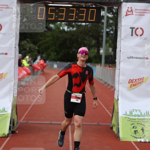 14.06.2026 - 7 Türme Triathlon Andreas Tolksdorf http://msf.ph/oto/9808652 14.06.2026 16:33:29 Ziel 608 meine-sportfotos.de